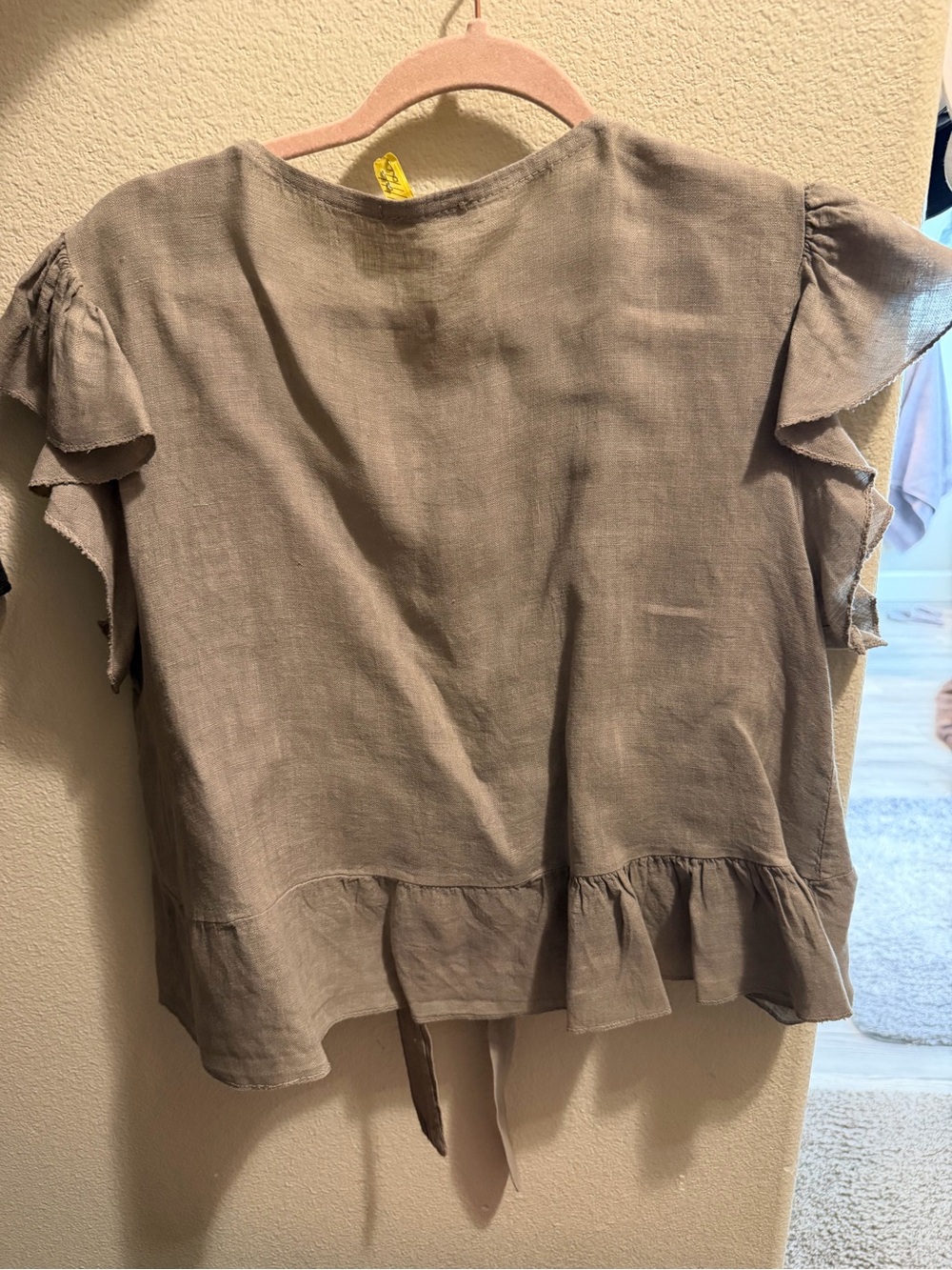 Cropped tie jacket/top. 100% linen. One size fits most. So cute. - Picture 4 of 4